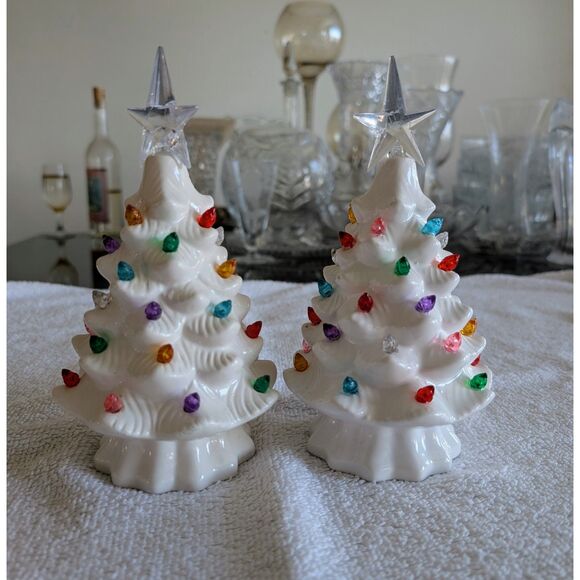 Set of 4 Ceramic Light-Up Style Mini Christmas Trees Multicolor Bulbs - Picture 7 of 7